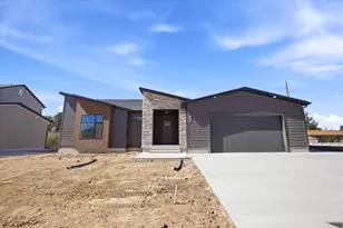 816 S 1300 E, Spanish Fork, UT 84660 - Photo 1