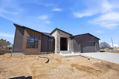 816 S 1300 E, Spanish Fork, UT 84660 - Photo 2