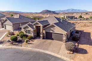2261 S Tonaquint Dr, Saint George, UT 84770 - Photo 8