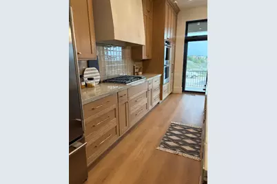1642 E Center Pointe Dr, Lehi, UT 84043 - Photo 8
