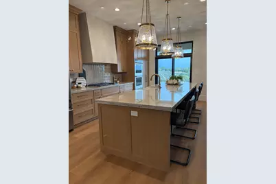 1642 E Center Pointe Dr, Lehi, UT 84043 - Photo 2