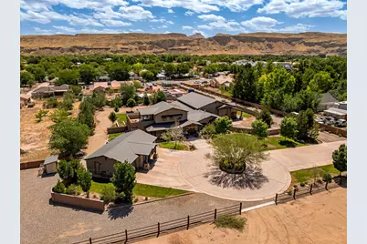 580 S 920 W, Hurricane, UT 84737 - Photo 2
