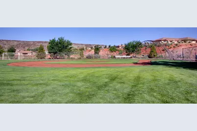 941 N Mountainside Ave, Washington, UT 84780 - Photo 50