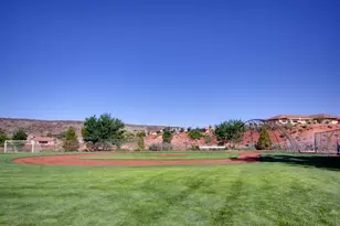 941 N Mountainside Ave, Washington, UT 84780 - Photo 50
