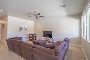941 N Mountainside Ave, Washington, UT 84780 - Photo 6