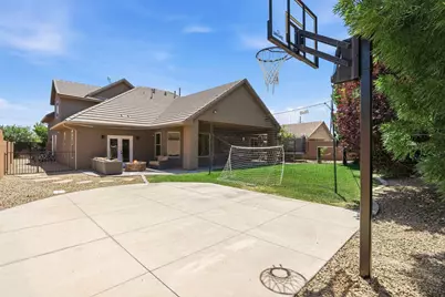 586 S Whitney Dr, Saint George, UT 84770 - Photo 42