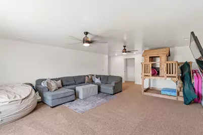 586 S Whitney Dr, Saint George, UT 84770 - Photo 32