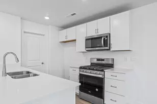 2772 Rushpink Ln, Washington, UT 84780 - Photo 6