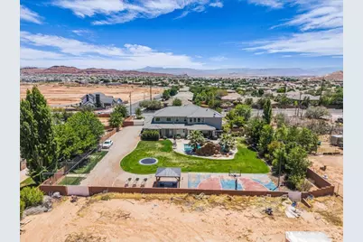 2443 E 2450 South St, Saint George, UT 84790 - Photo 36