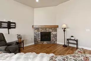 2109 N Reserve Pkwy, Washington, UT 84780 - Photo 8