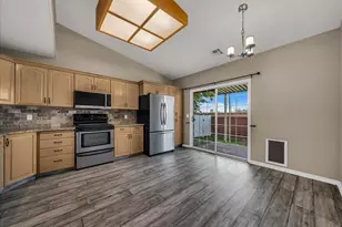 845 N Valley View Dr, Saint George, UT 84770 - Photo 2