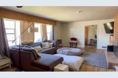 390 S Dewey Ave, Cedar City, UT 84720 - Photo 12