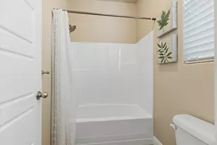 2577 E Hilltop Ledge Dr, Washington, UT 84780 - Photo 16