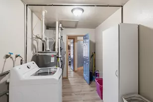 25 E 200 N, La Verkin, UT 84745 - Photo 28