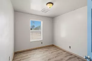 25 E 200 N, La Verkin, UT 84745 - Photo 20
