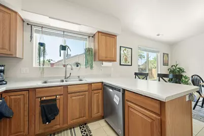 2804 E 350 N, Saint George, UT 84790 - Photo 8