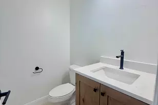 2562 E Suniva Way, Saint George, UT 84790 - Photo 8