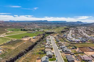 735 S Peachtree Dr, Toquerville, UT 84774 - Photo 66