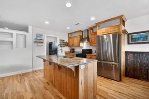 735 S Peachtree Dr, Toquerville, UT 84774 - Photo 8