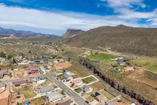 735 S Peachtree Dr, Toquerville, UT 84774 - Photo 4