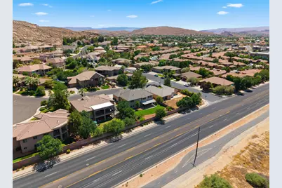 1727 E Flagstone Rd, Saint George, UT 84790 - Photo 10