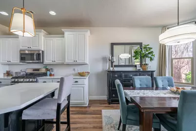811 N Swiss Haven Cir, Santa Clara, UT 84765 - Photo 8