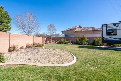 811 N Swiss Haven Cir, Santa Clara, UT 84765 - Photo 42