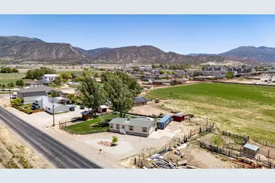 255 W 3000 N, Cedar City, UT 84721 - Photo 38