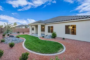 4755 W 3050 S, Hurricane, UT 84737 - Photo 8