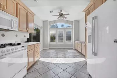 2288 S Augusta Dr, Saint George, UT 84790 - Photo 10