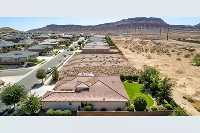 956 E Roadrunner Dr, Washington, UT 84780 - Photo 42