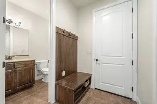 956 E Roadrunner Dr, Washington, UT 84780 - Photo 14