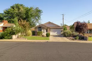554 E 200 S, Saint George, UT 84770 - Photo 2