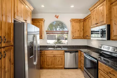 239 W Peridot Dr, Washington, UT 84780 - Photo 4
