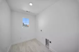3197 E Suntrail Dr, Washington, UT 84780 - Photo 40
