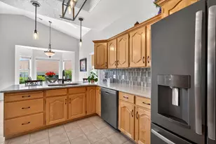 39 N Valley View Dr, Saint George, UT 84770 - Photo 12