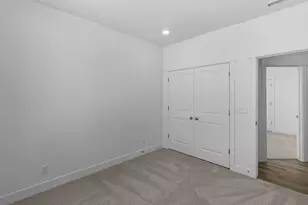 2733 W Brenta Way, Saint George, UT 84770 - Photo 34