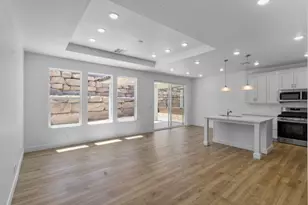 2733 W Brenta Way, Saint George, UT 84770 - Photo 10