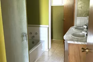 135 N 300 W, Escalante, UT 84726 - Photo 14