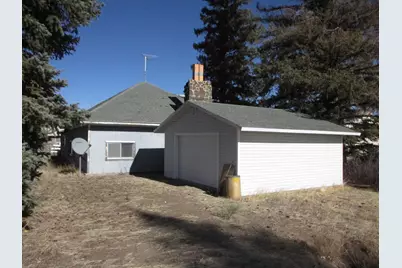 76 W Center St, Hatch, UT 84735 - Photo 4