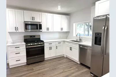 76 W Center St, Hatch, UT 84735 - Photo 10