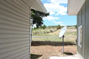76 W Center St, Hatch, UT 84735 - Photo 6