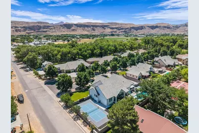 684 S 990 W, Hurricane, UT 84737 - Photo 32