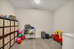 684 S 990 W, Hurricane, UT 84737 - Photo 20