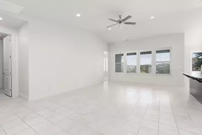 249 W Green Jade Dr, Washington, UT 84780 - Photo 4