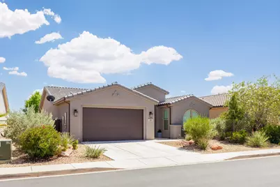 249 W Green Jade Dr, Washington, UT 84780 - Photo 2