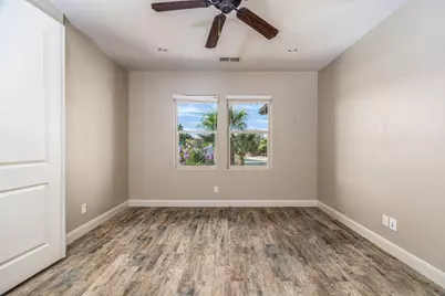 2223 E Coyote Springs Dr, Saint George, UT 84790 - Photo 8