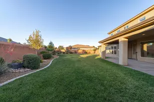 2223 E Coyote Spgs Dr, Saint George, UT 84790 - Photo 46