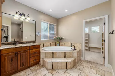 2223 E Coyote Springs Dr, Saint George, UT 84790 - Photo 22