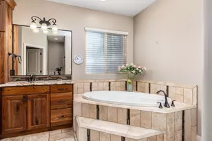 2223 E Coyote Spgs Dr, Saint George, UT 84790 - Photo 24